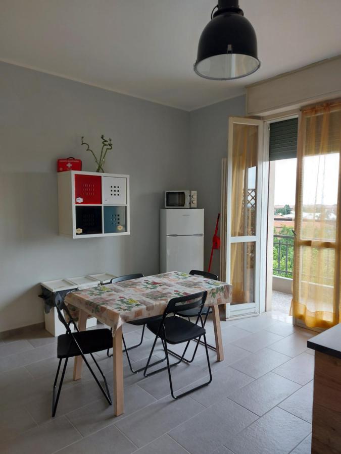 Fare Bnb - Room Del Parco เรจโจเอมิเลีย ภายนอก รูปภาพ