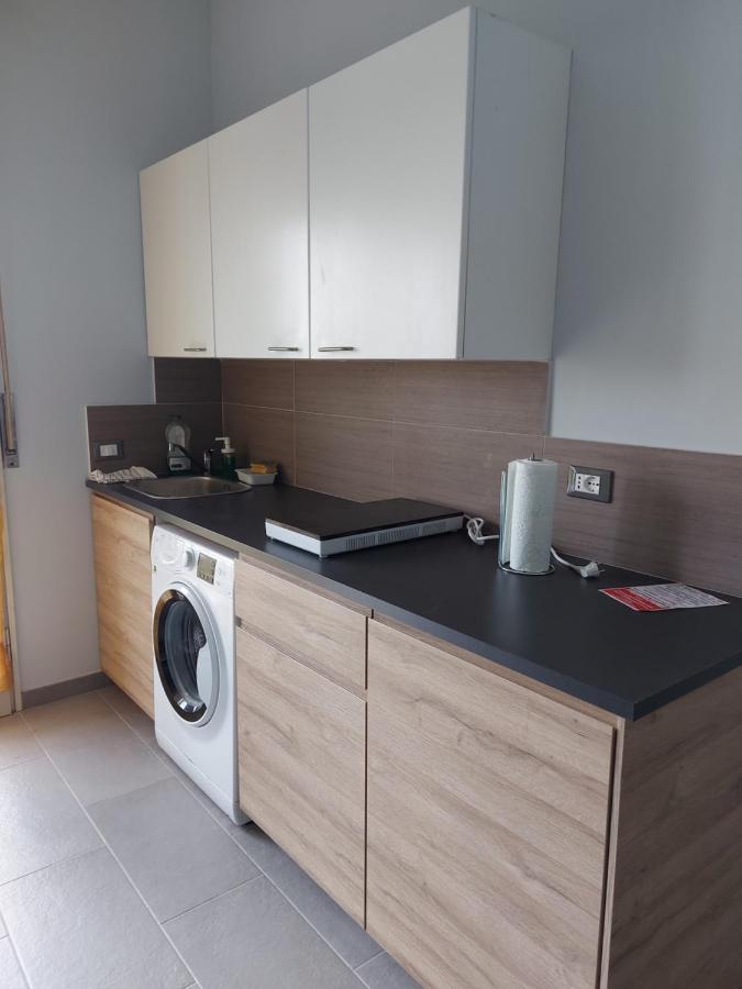 Fare Bnb - Room Del Parco เรจโจเอมิเลีย ภายนอก รูปภาพ