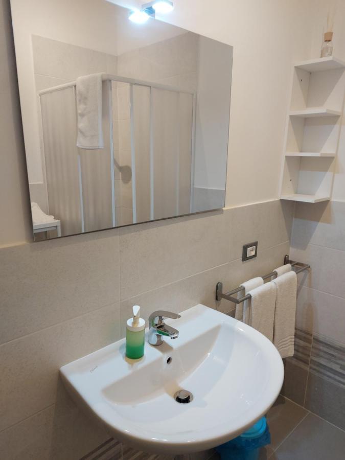 Fare Bnb - Room Del Parco เรจโจเอมิเลีย ภายนอก รูปภาพ