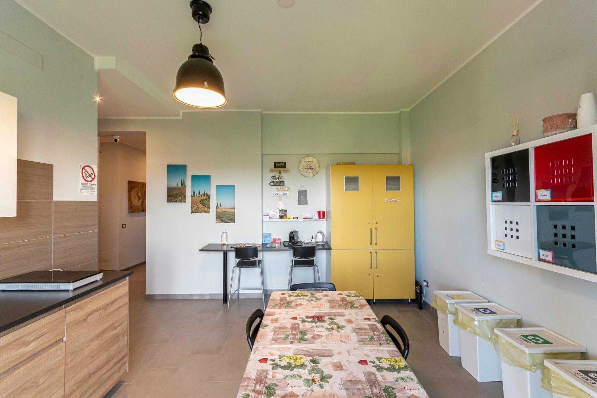 Fare Bnb - Room Del Parco เรจโจเอมิเลีย ภายนอก รูปภาพ