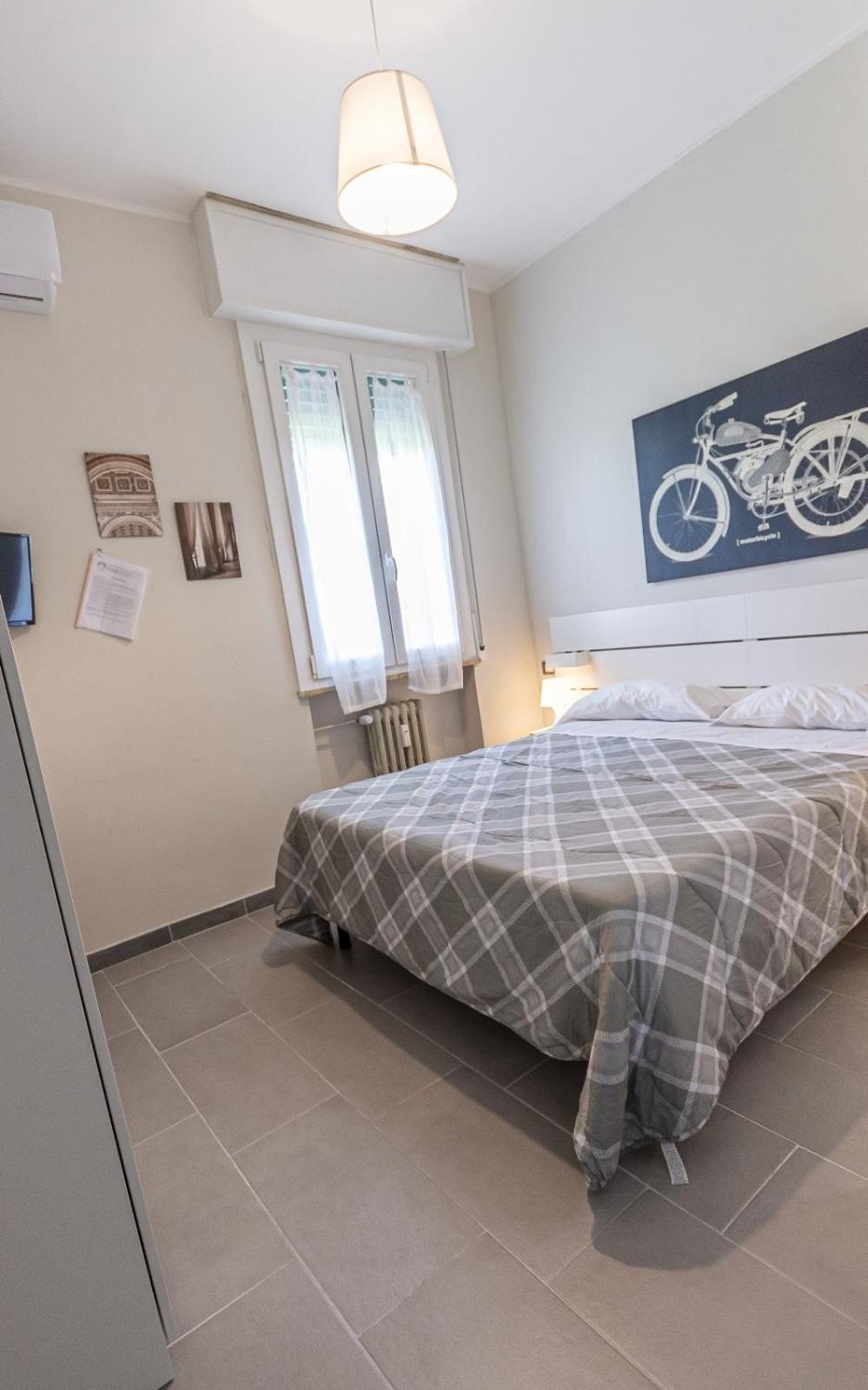 Fare Bnb - Room Del Parco เรจโจเอมิเลีย ภายนอก รูปภาพ